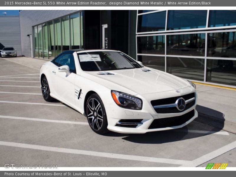 Front 3/4 View of 2015 SL 550 White Arrow Edition Roadster