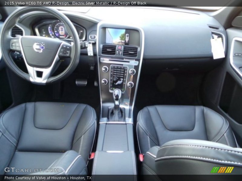 Dashboard of 2015 XC60 T6 AWD R-Design