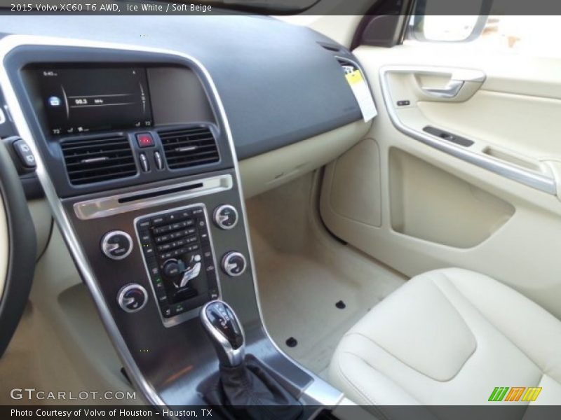 Ice White / Soft Beige 2015 Volvo XC60 T6 AWD