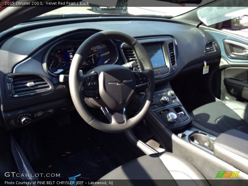 Velvet Red Pearl / Black 2015 Chrysler 200 S