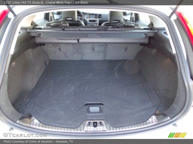  2015 V60 T5 Drive-E Trunk
