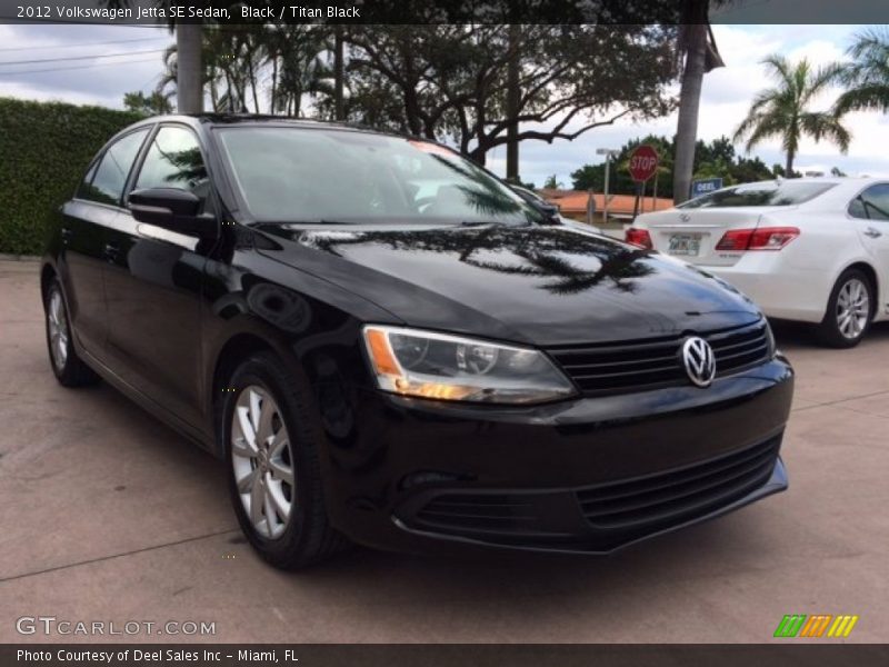 Black / Titan Black 2012 Volkswagen Jetta SE Sedan