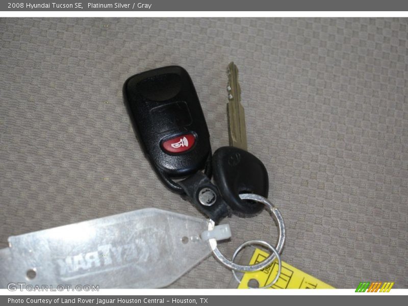 Platinum Silver / Gray 2008 Hyundai Tucson SE