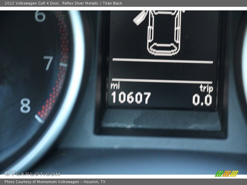 Reflex Silver Metallic / Titan Black 2013 Volkswagen Golf 4 Door