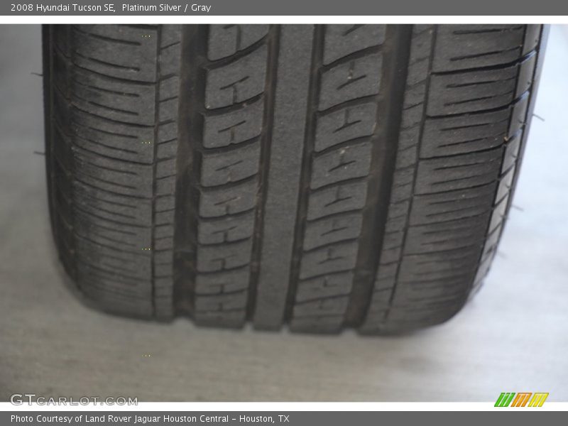 Platinum Silver / Gray 2008 Hyundai Tucson SE