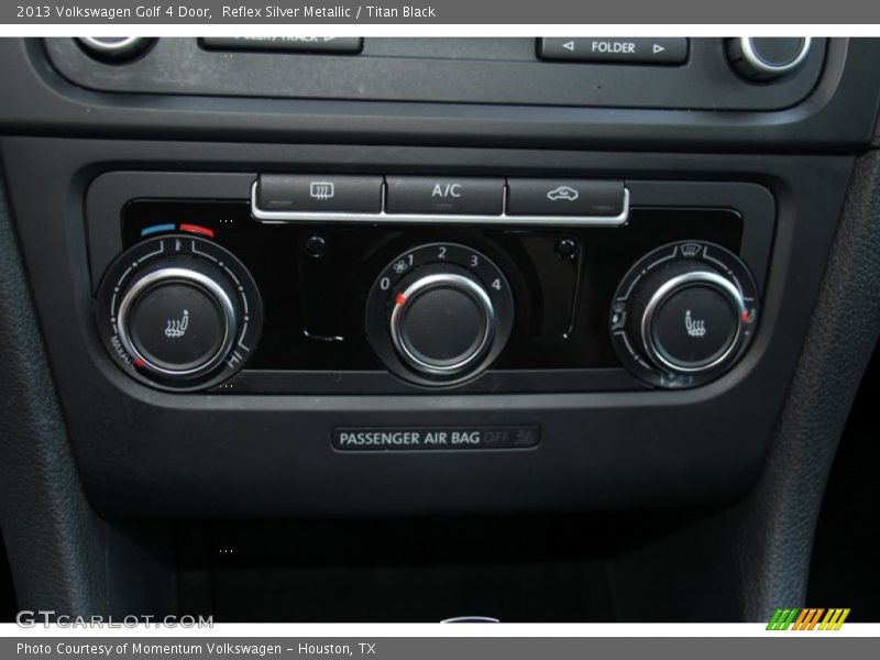 Reflex Silver Metallic / Titan Black 2013 Volkswagen Golf 4 Door