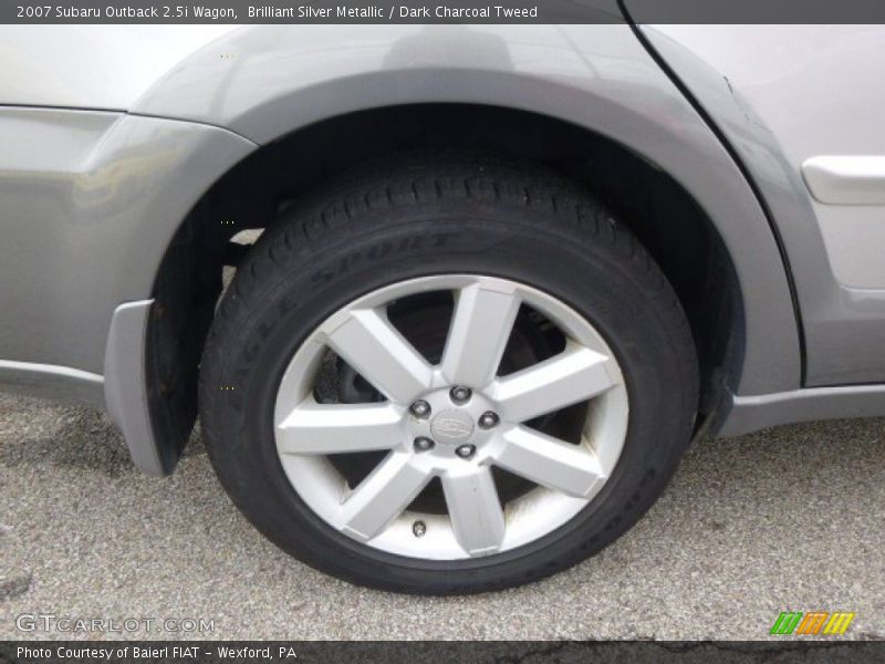 Brilliant Silver Metallic / Dark Charcoal Tweed 2007 Subaru Outback 2.5i Wagon