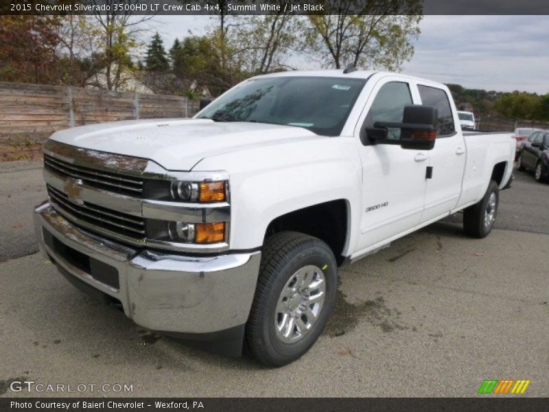 Front 3/4 View of 2015 Silverado 3500HD LT Crew Cab 4x4