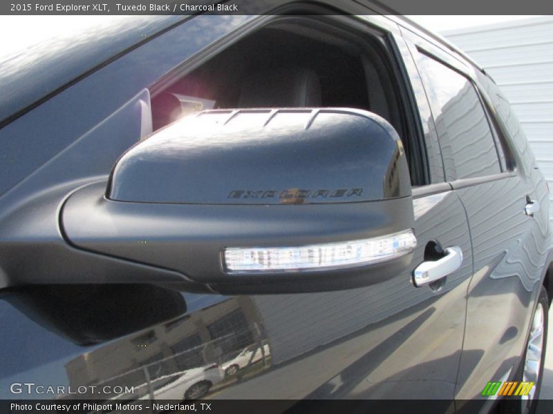 Tuxedo Black / Charcoal Black 2015 Ford Explorer XLT