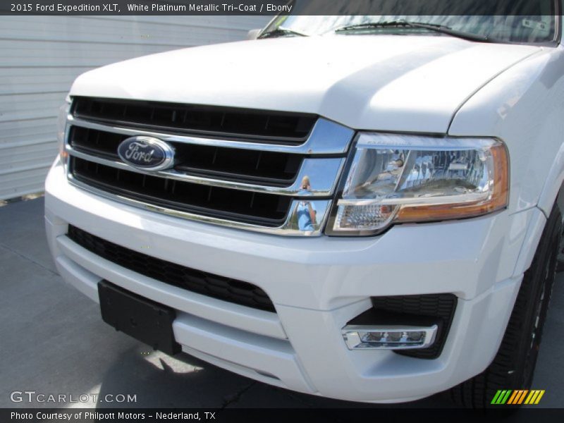 White Platinum Metallic Tri-Coat / Ebony 2015 Ford Expedition XLT