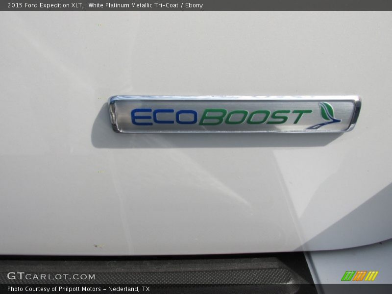 White Platinum Metallic Tri-Coat / Ebony 2015 Ford Expedition XLT