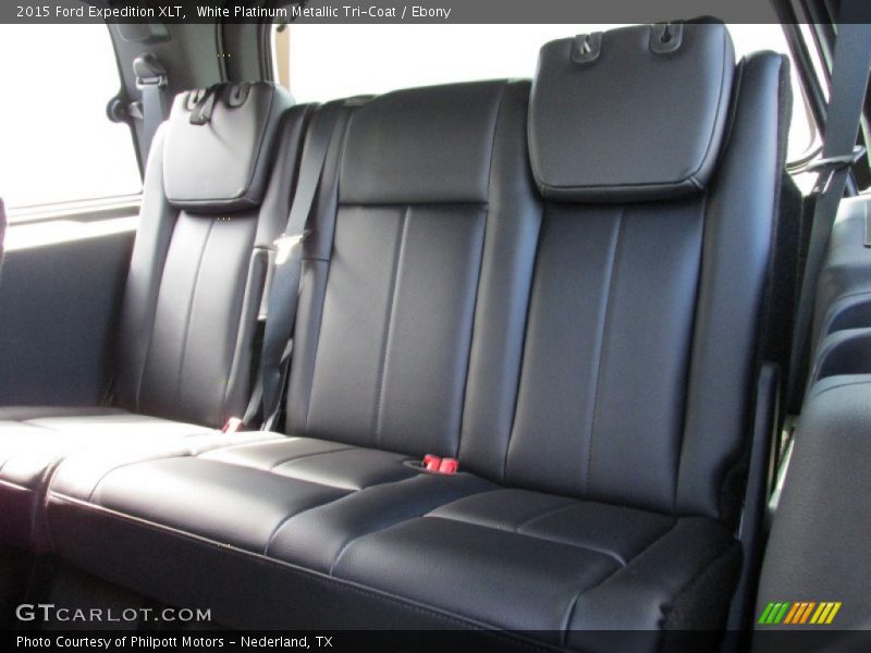 White Platinum Metallic Tri-Coat / Ebony 2015 Ford Expedition XLT