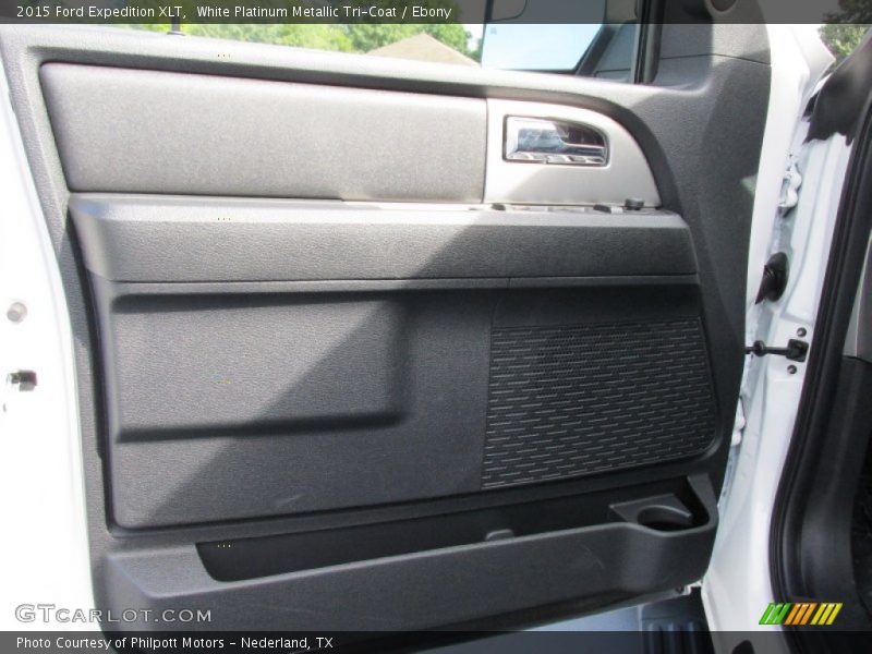 White Platinum Metallic Tri-Coat / Ebony 2015 Ford Expedition XLT