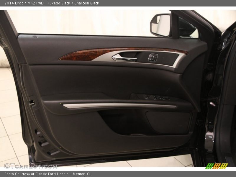 Tuxedo Black / Charcoal Black 2014 Lincoln MKZ FWD