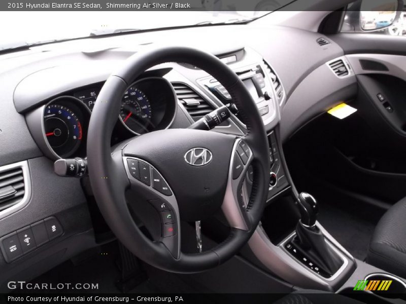Shimmering Air Silver / Black 2015 Hyundai Elantra SE Sedan