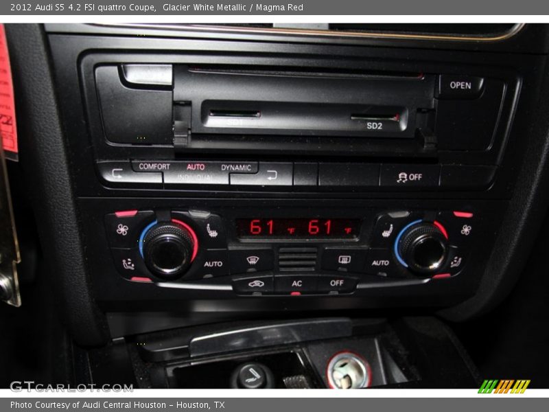 Glacier White Metallic / Magma Red 2012 Audi S5 4.2 FSI quattro Coupe