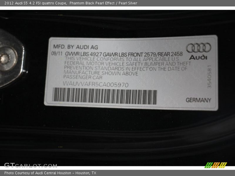 Phantom Black Pearl Effect / Pearl Silver 2012 Audi S5 4.2 FSI quattro Coupe