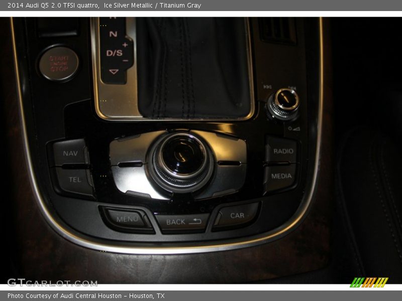 Ice Silver Metallic / Titanium Gray 2014 Audi Q5 2.0 TFSI quattro