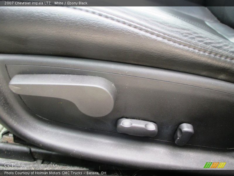 White / Ebony Black 2007 Chevrolet Impala LTZ