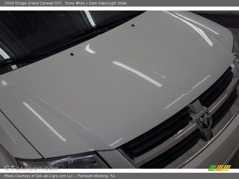 Stone White / Dark Slate/Light Shale 2008 Dodge Grand Caravan SXT