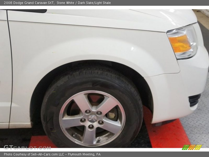 Stone White / Dark Slate/Light Shale 2008 Dodge Grand Caravan SXT