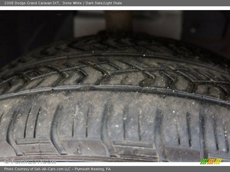 Stone White / Dark Slate/Light Shale 2008 Dodge Grand Caravan SXT
