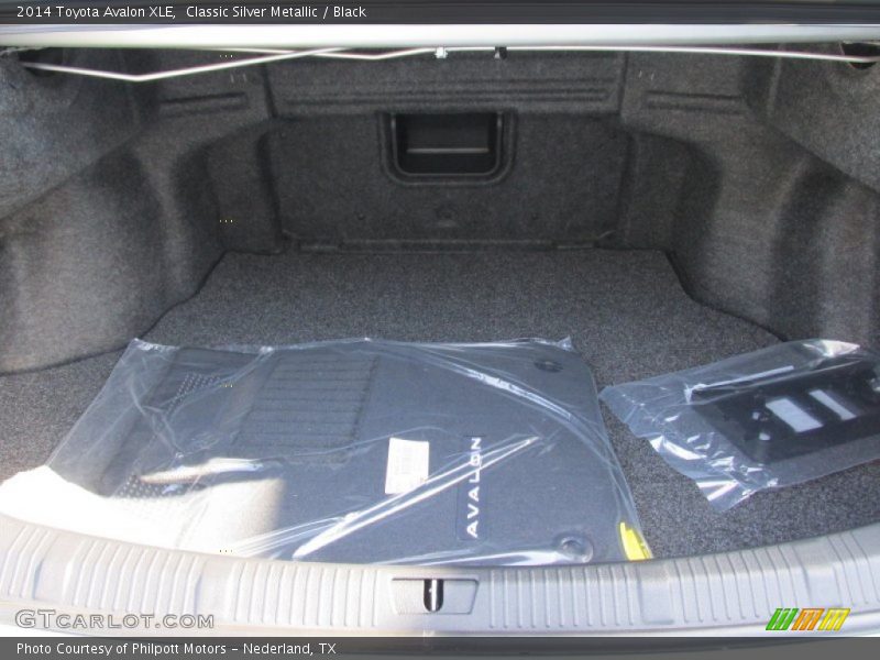 Classic Silver Metallic / Black 2014 Toyota Avalon XLE
