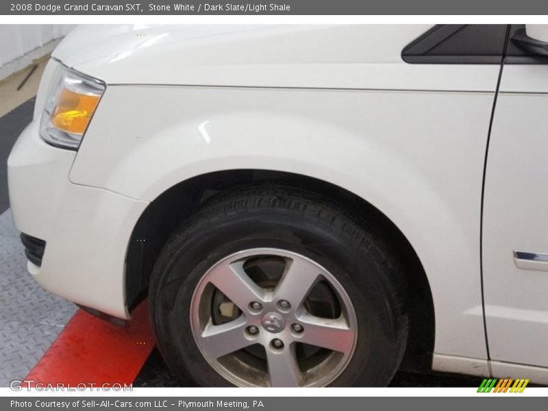 Stone White / Dark Slate/Light Shale 2008 Dodge Grand Caravan SXT