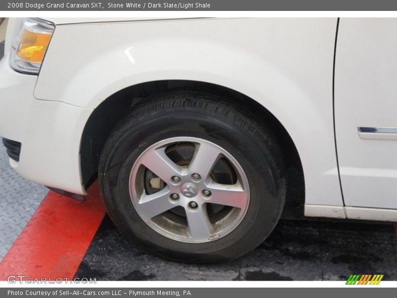 Stone White / Dark Slate/Light Shale 2008 Dodge Grand Caravan SXT