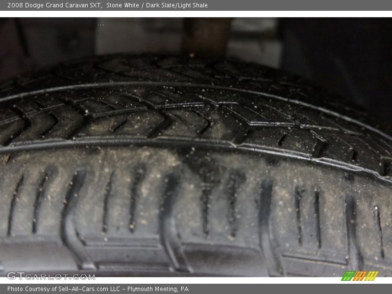 Stone White / Dark Slate/Light Shale 2008 Dodge Grand Caravan SXT