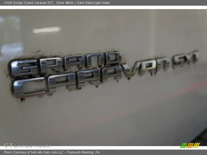 Stone White / Dark Slate/Light Shale 2008 Dodge Grand Caravan SXT