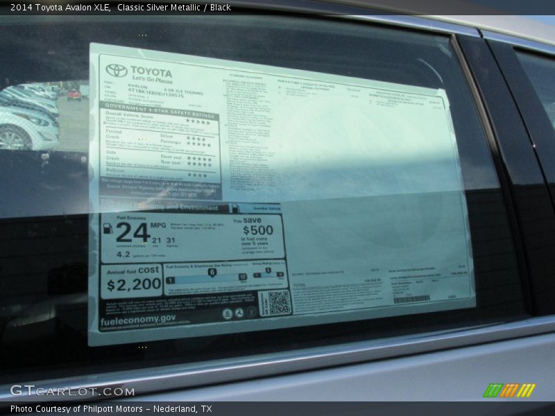 Classic Silver Metallic / Black 2014 Toyota Avalon XLE