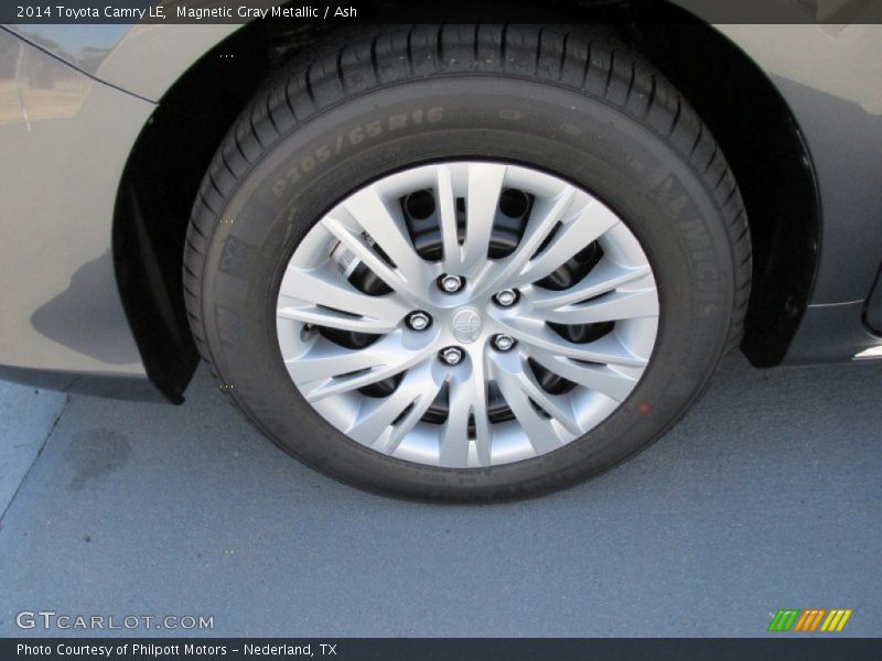 Magnetic Gray Metallic / Ash 2014 Toyota Camry LE
