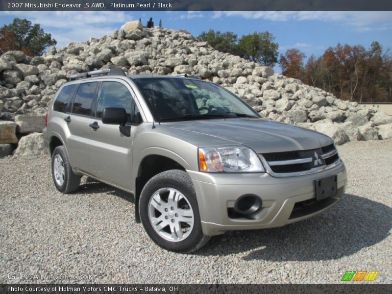 Front 3/4 View of 2007 Endeavor LS AWD