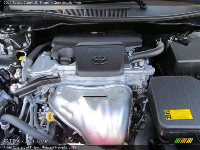 Magnetic Gray Metallic / Ash 2014 Toyota Camry LE