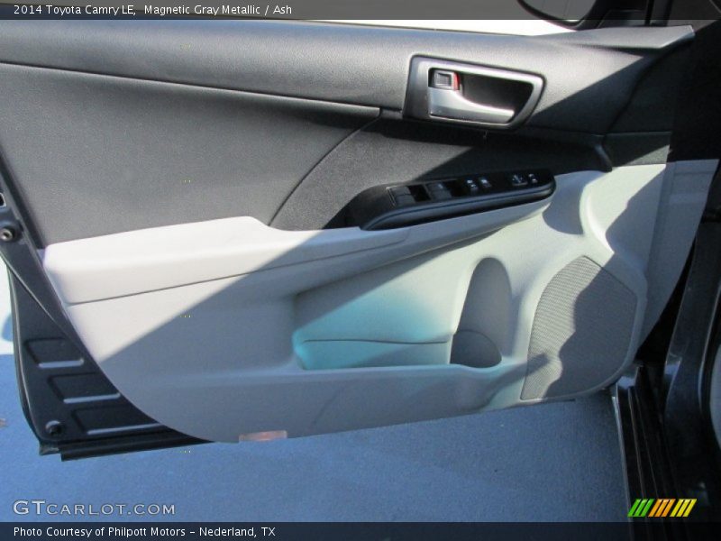 Magnetic Gray Metallic / Ash 2014 Toyota Camry LE