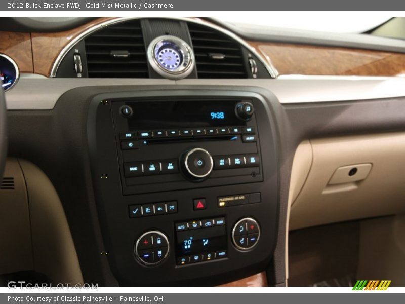 Controls of 2012 Enclave FWD