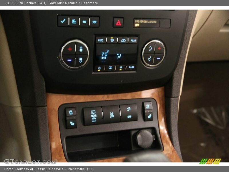 Controls of 2012 Enclave FWD
