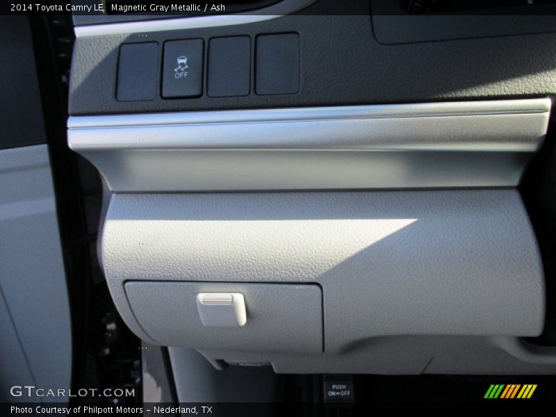 Magnetic Gray Metallic / Ash 2014 Toyota Camry LE