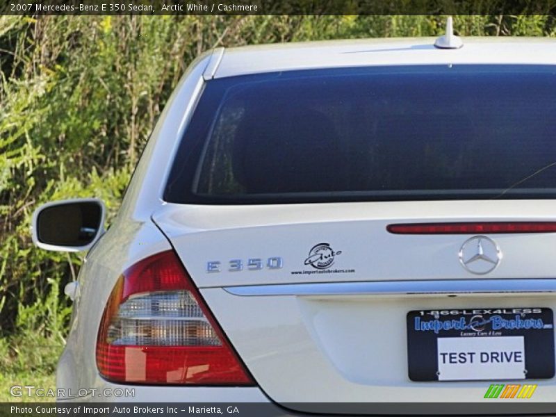 Arctic White / Cashmere 2007 Mercedes-Benz E 350 Sedan
