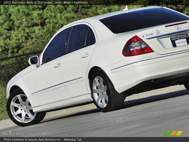 Arctic White / Cashmere 2007 Mercedes-Benz E 350 Sedan