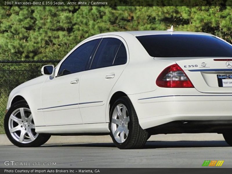 Arctic White / Cashmere 2007 Mercedes-Benz E 350 Sedan
