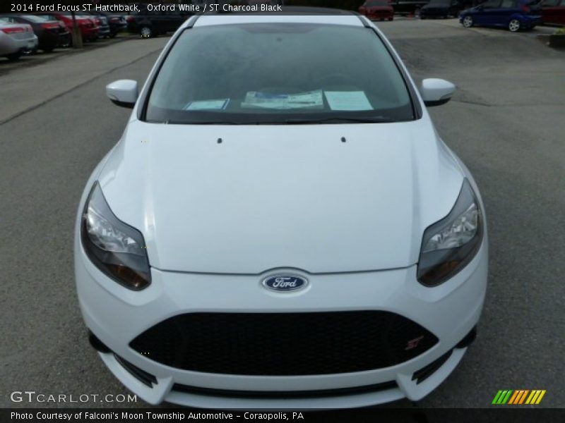 Oxford White / ST Charcoal Black 2014 Ford Focus ST Hatchback