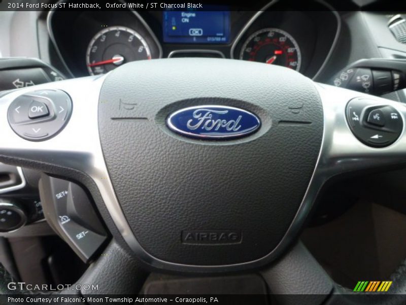 Oxford White / ST Charcoal Black 2014 Ford Focus ST Hatchback