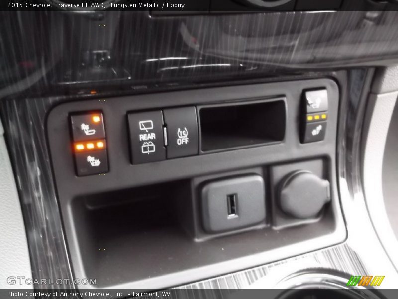 Tungsten Metallic / Ebony 2015 Chevrolet Traverse LT AWD