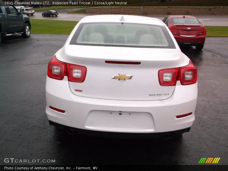 Iridescent Pearl Tricoat / Cocoa/Light Neutral 2015 Chevrolet Malibu LTZ
