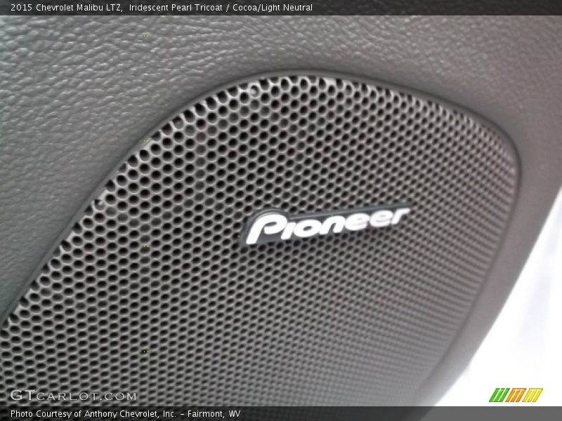 Iridescent Pearl Tricoat / Cocoa/Light Neutral 2015 Chevrolet Malibu LTZ