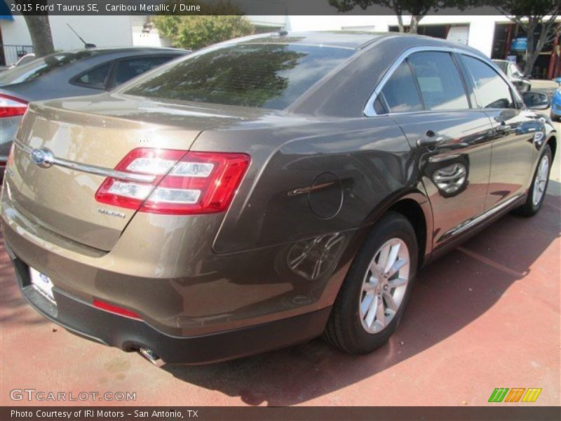 Caribou Metallic / Dune 2015 Ford Taurus SE