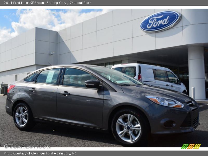 Sterling Gray / Charcoal Black 2014 Ford Focus SE Sedan