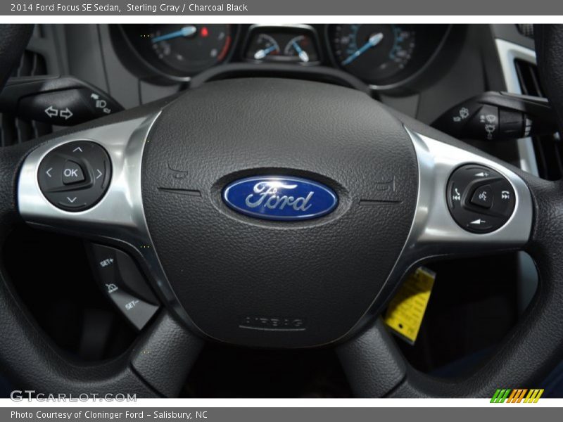 Sterling Gray / Charcoal Black 2014 Ford Focus SE Sedan